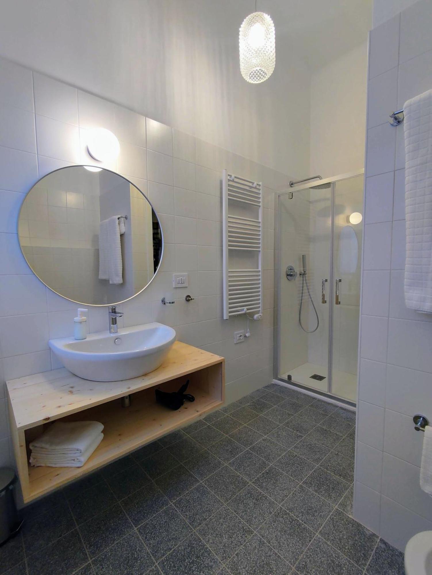 Lostabile Guesthouse & Coworking Bari Buitenkant foto