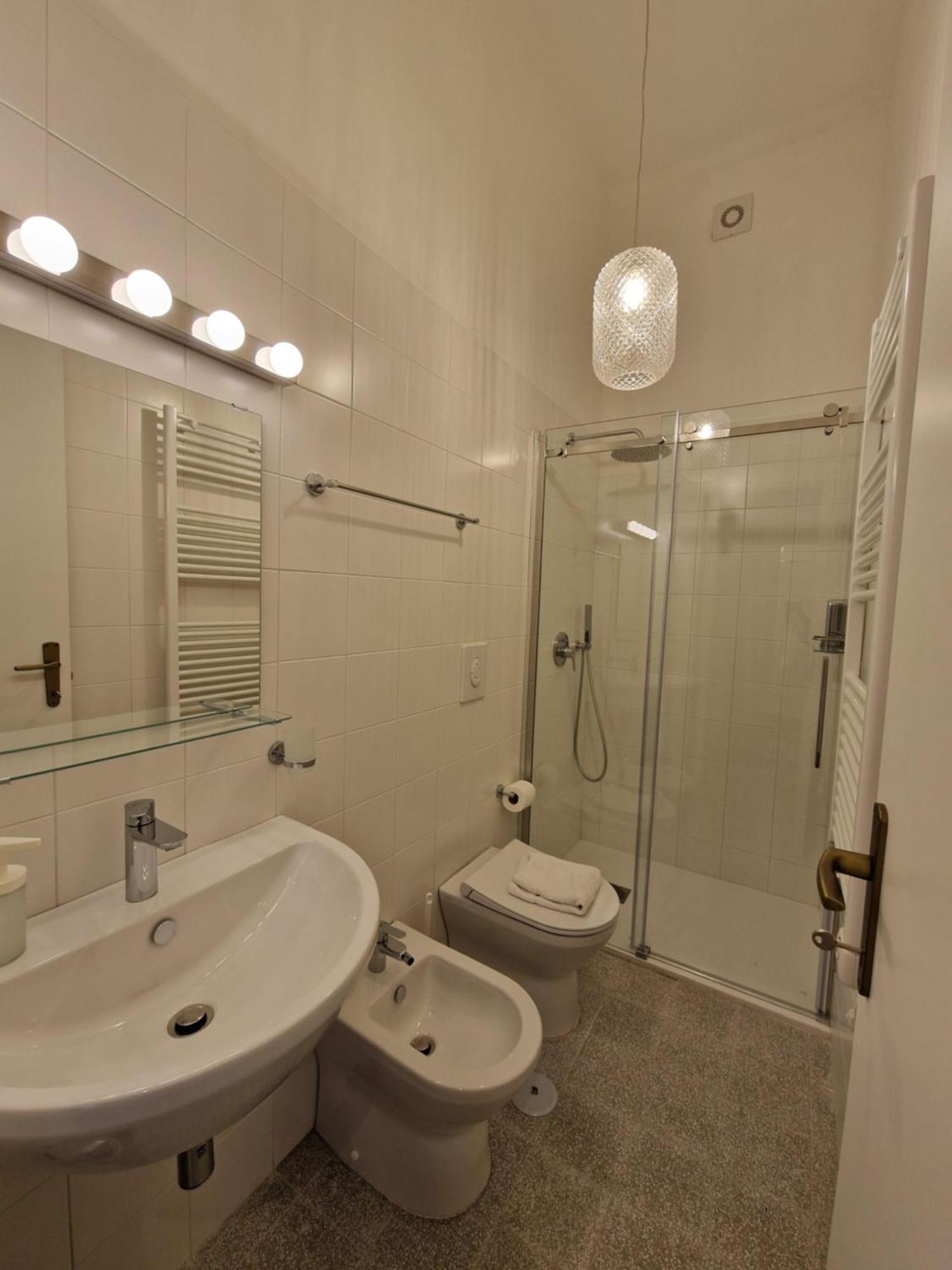 Lostabile Guesthouse & Coworking Bari Buitenkant foto