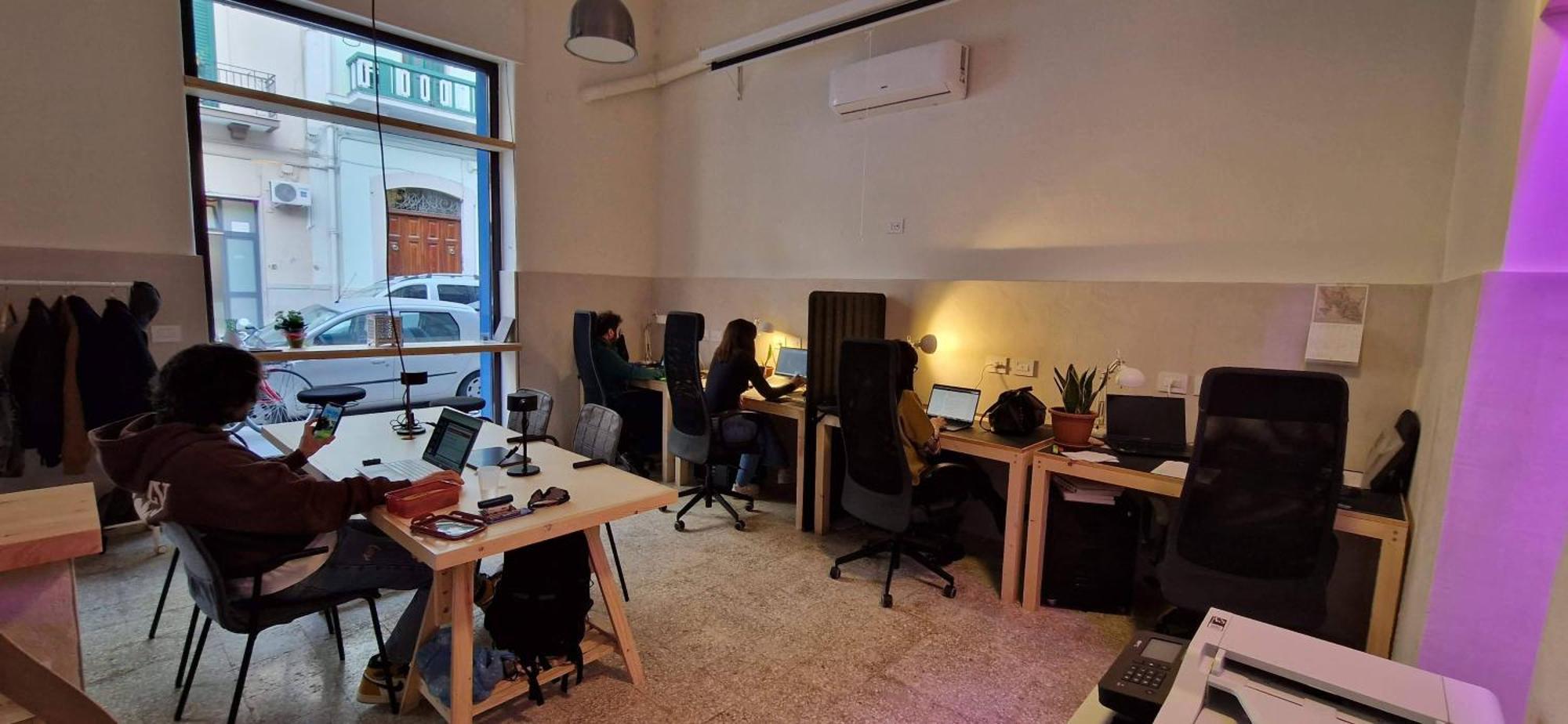 Lostabile Guesthouse & Coworking Bari Buitenkant foto